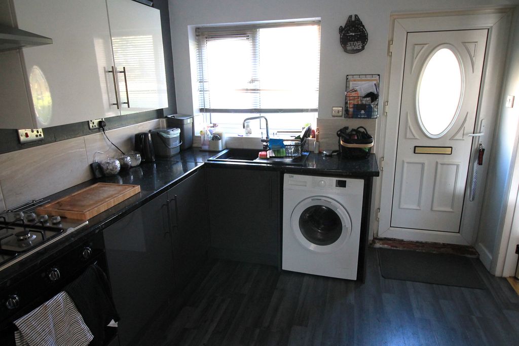 Property photo 3 of 13 Img_1549