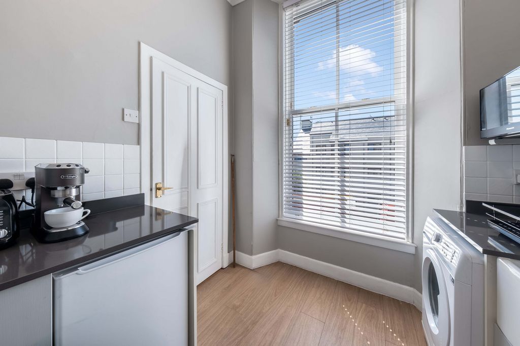 Additional image 17 of 2 bed flat for saleAlexandra Place, St Andrews, 9 KY16