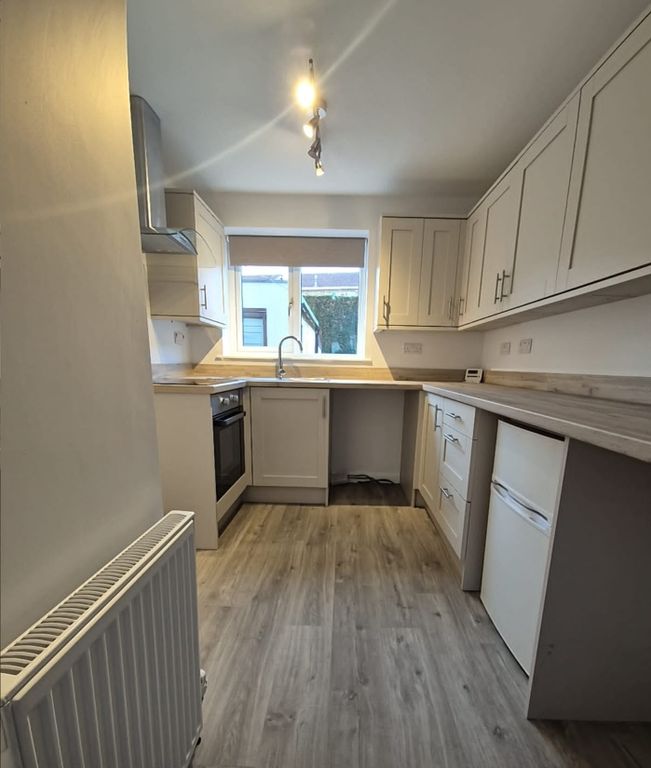 Property photo 2 of 17 Photo 1