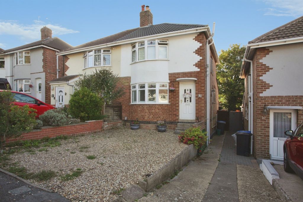 Property photo 1 of 26