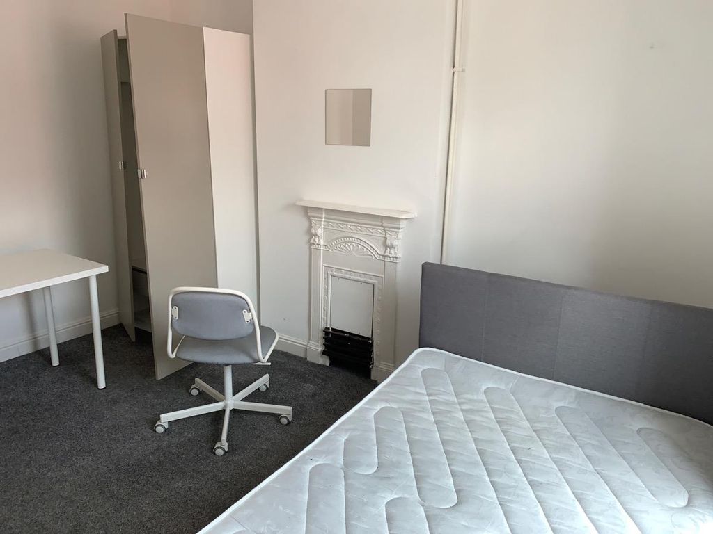 Property photo 1 of 3