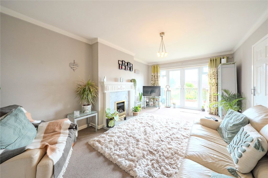 Property photo 2 of 10 Picture No. 08