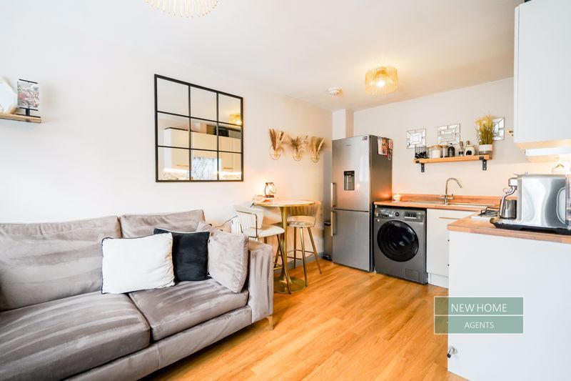 Property photo 2 of 15 Photo 6