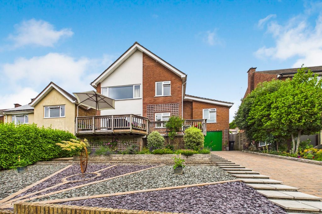 4 bed detached house for saleOld Park Road, Clevedon, North Somerset BS21