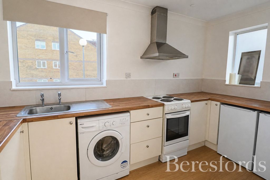 Property photo 2 of 11 Picture No. 09