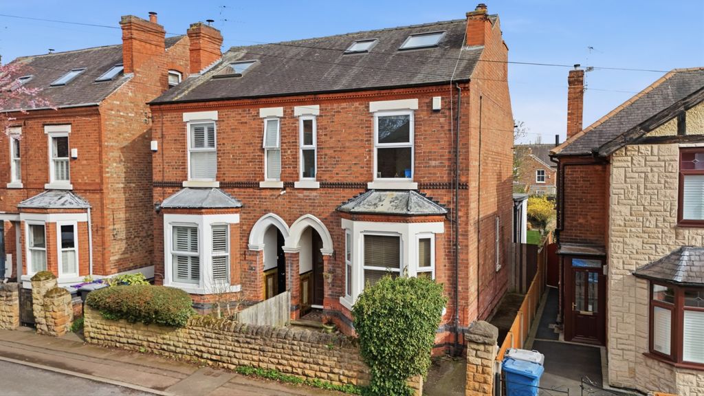 Property photo 1 of 18 Picture No. 17