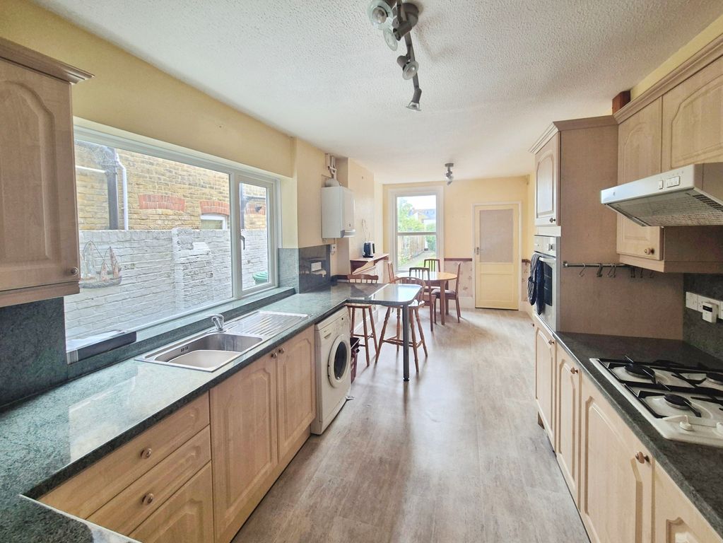 Property photo 2 of 15 1Fc1Cbf0-20250916_142201