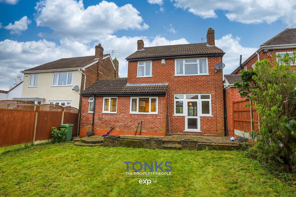 Property photo 2 of 24