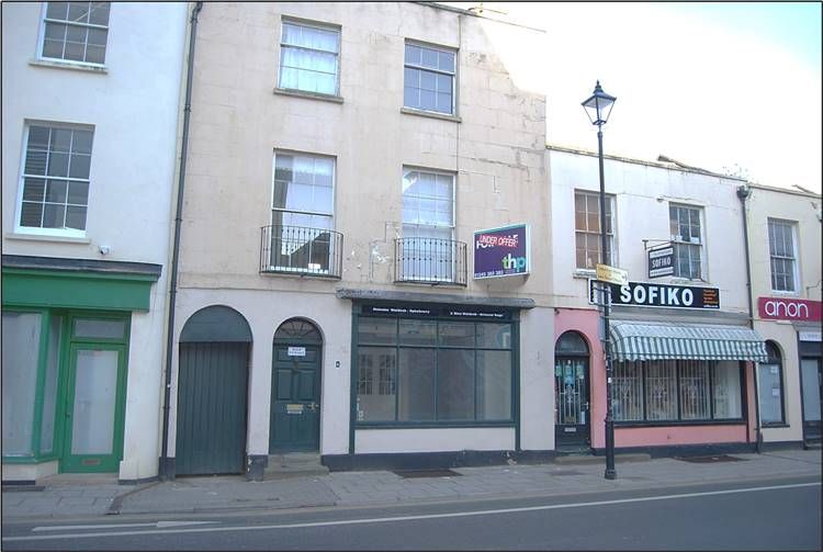 Property photo 1 of 3
