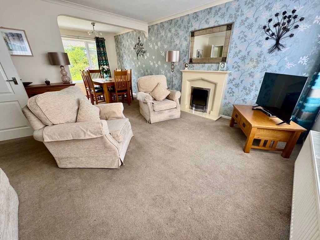 Property photo 2 of 24 Open Plan Lounge Dining Room