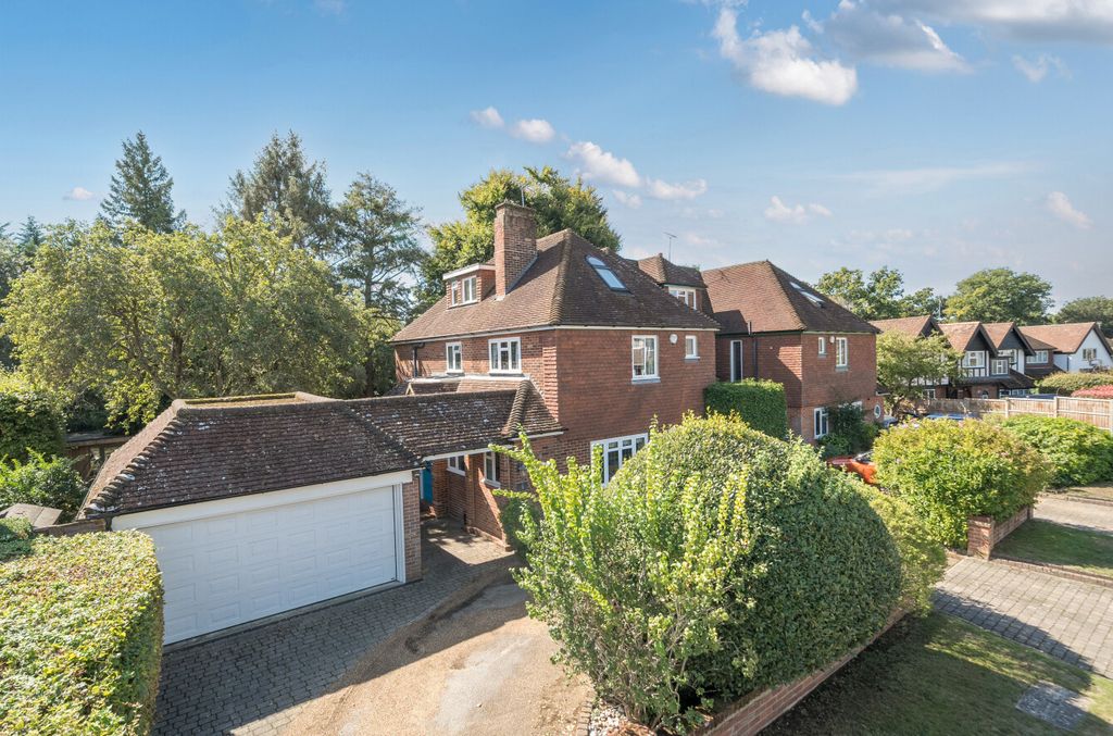 Property photo 1 of 26 1350464-7-68Babf2...