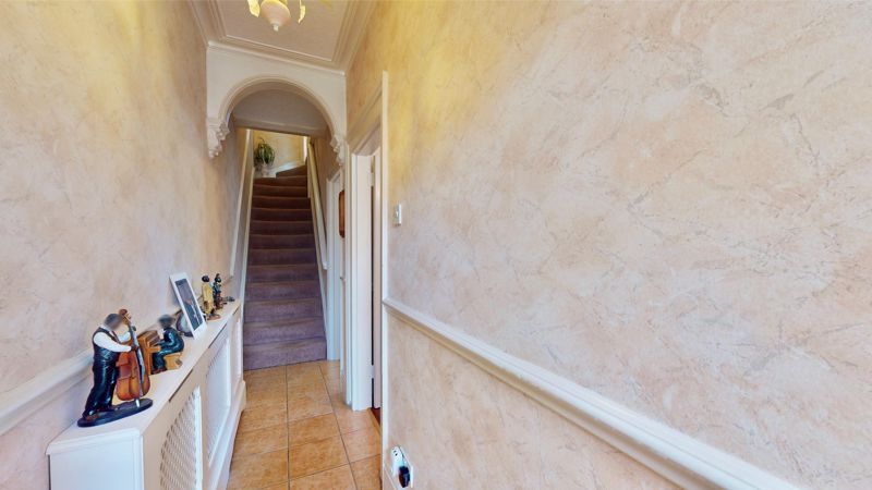 Property photo 3 of 11 Photo 8