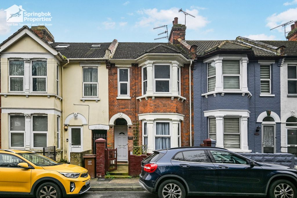 Property photo 1 of 15 Front View