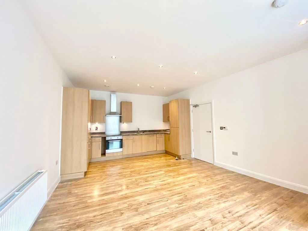 Property photo 3 of 9 Photo 8