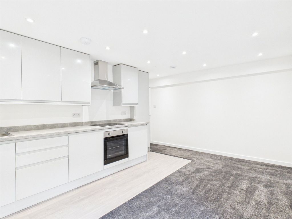 Property photo 2 of 23 Open Plan