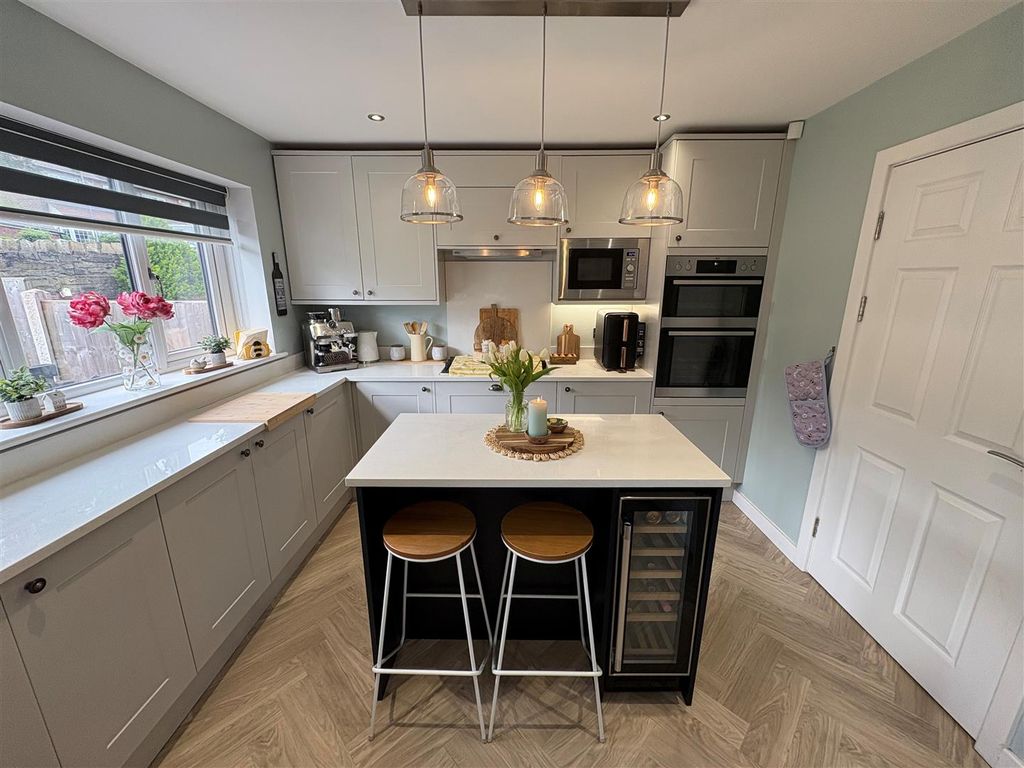 Additional image 7 of 4 bed detached house for saleCornmill Lane, Liversedge WF15