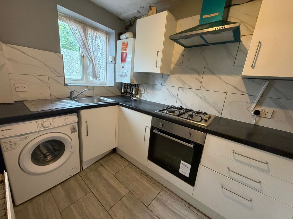 Property photo 2 of 4