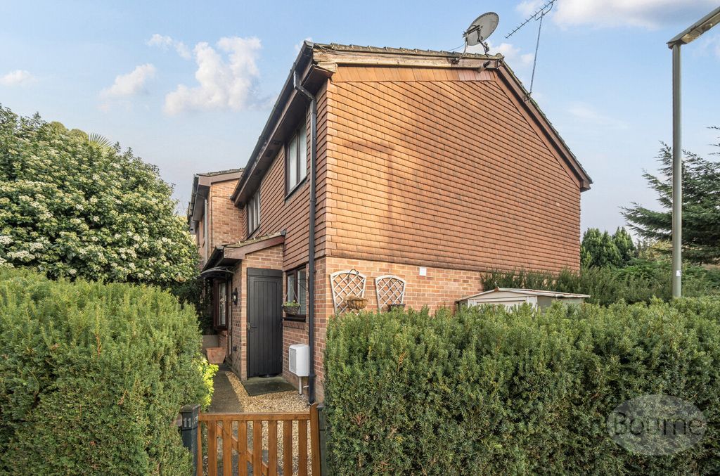 Property photo 1 of 17 51B00B9F-9Ff5-46E...