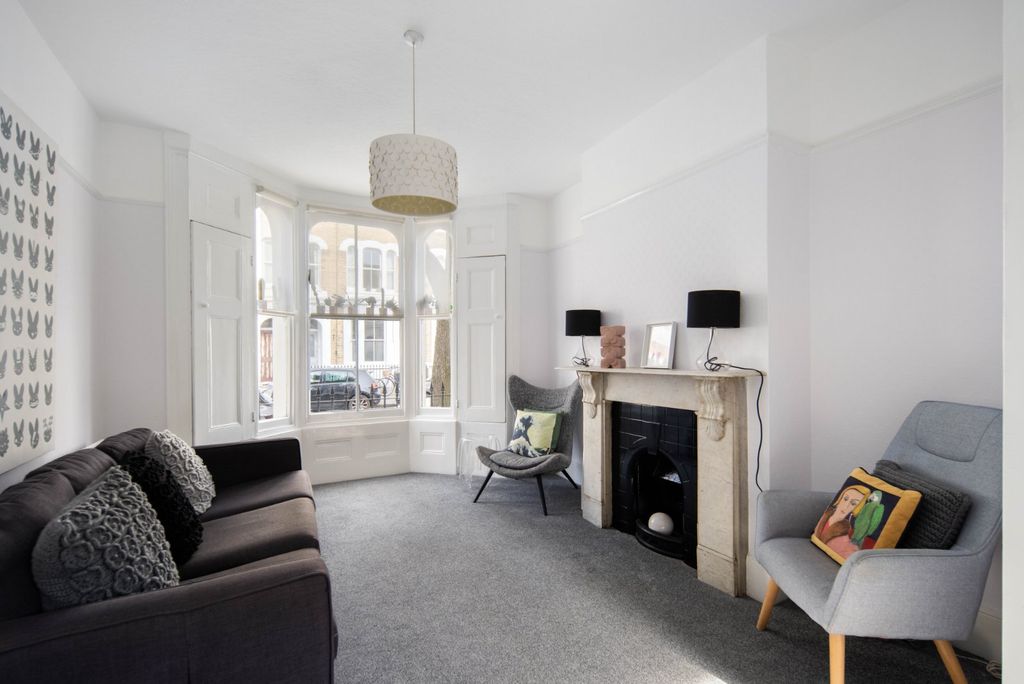 Property photo 2 of 28 Reception