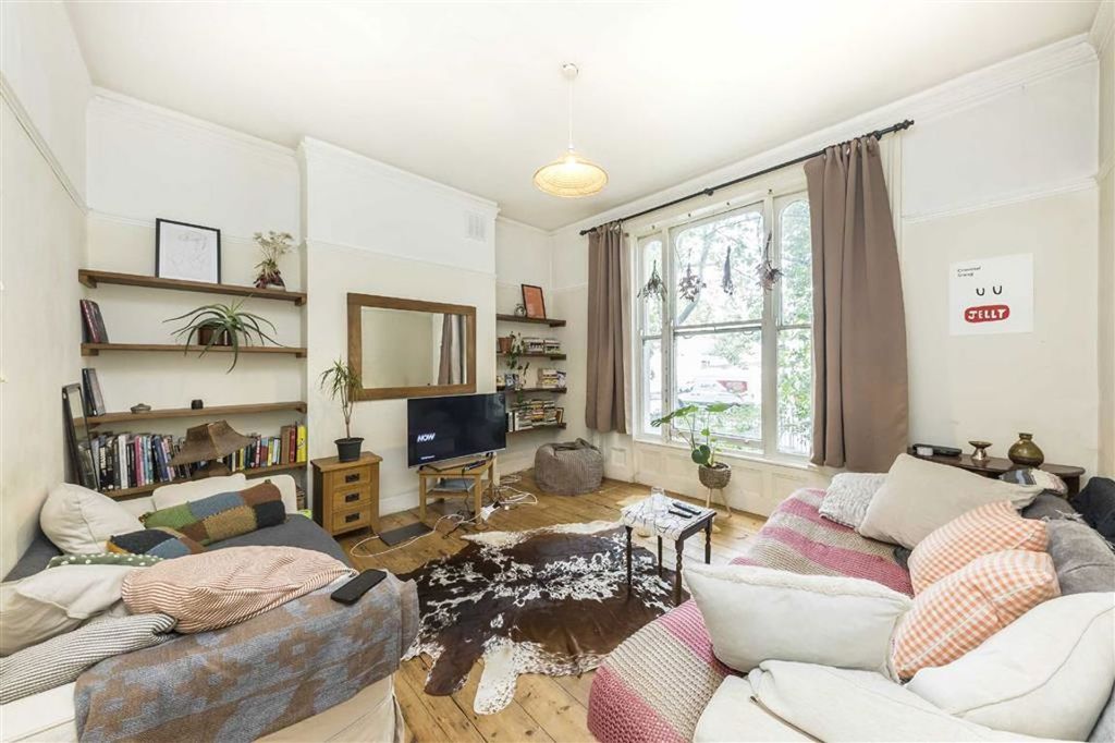 Property photo 2 of 8