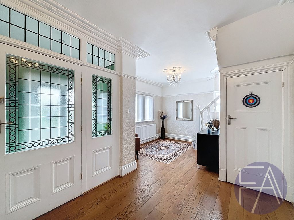 Property photo 2 of 43 4923191