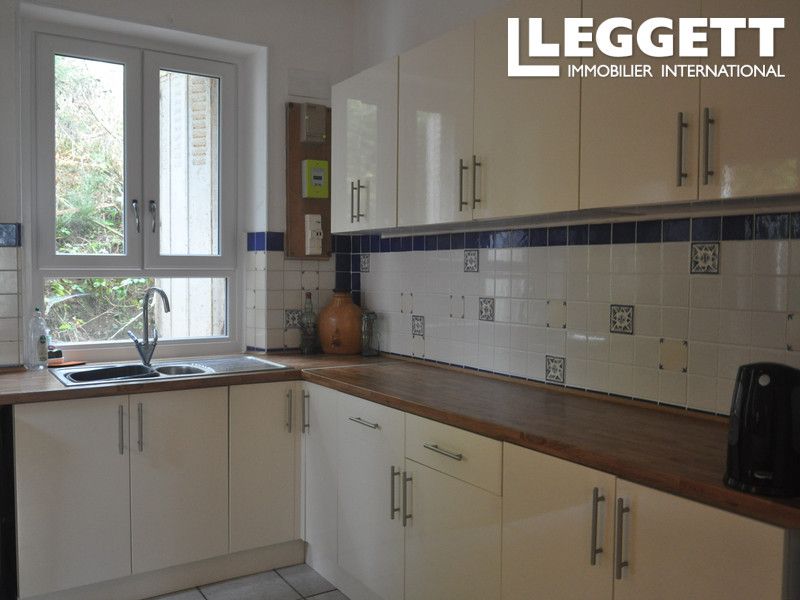 Property photo 3 of 10