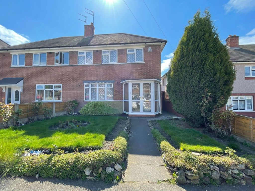 Property photo 2 of 9
