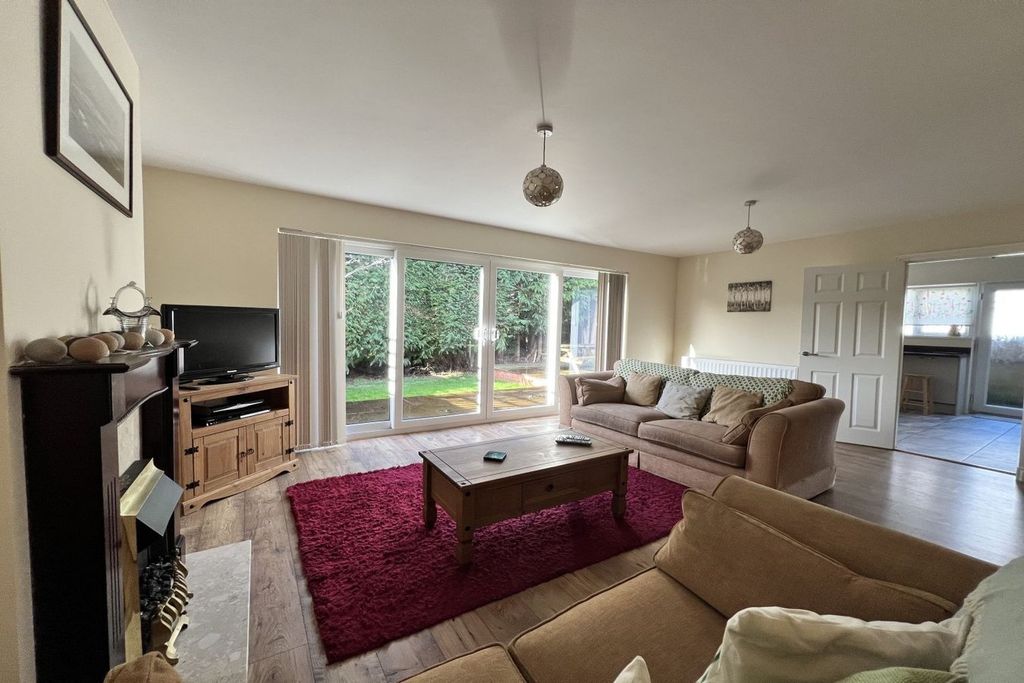Additional image 8 of 3 bed semi-detached house for saleSt Francis Close, Abergavenny NP7