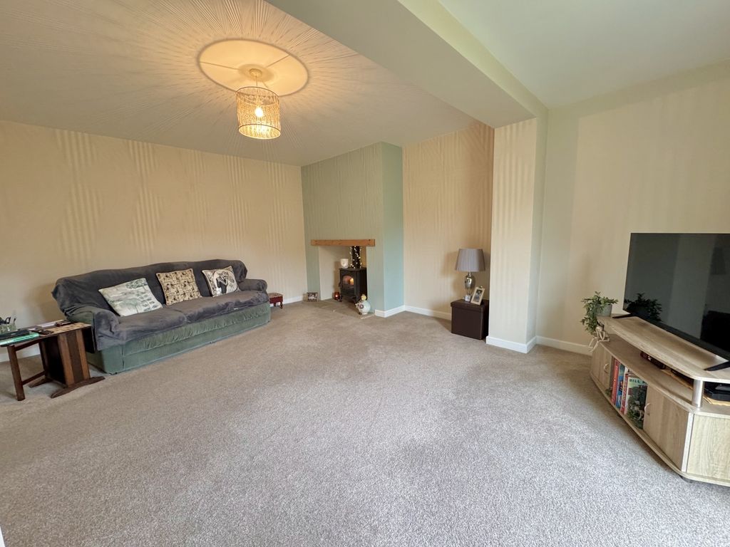 Property photo 3 of 15 Img_3945