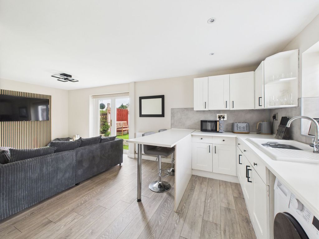 Property photo 2 of 16 Open Plan Living Area