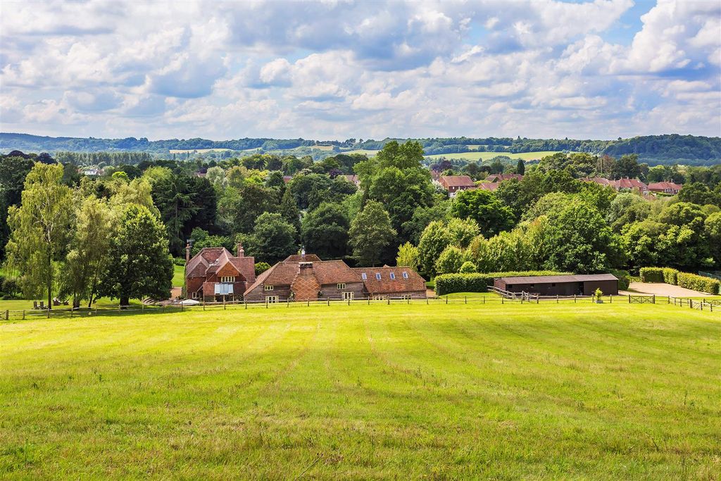 Property photo 2 of 45 House. Partnership