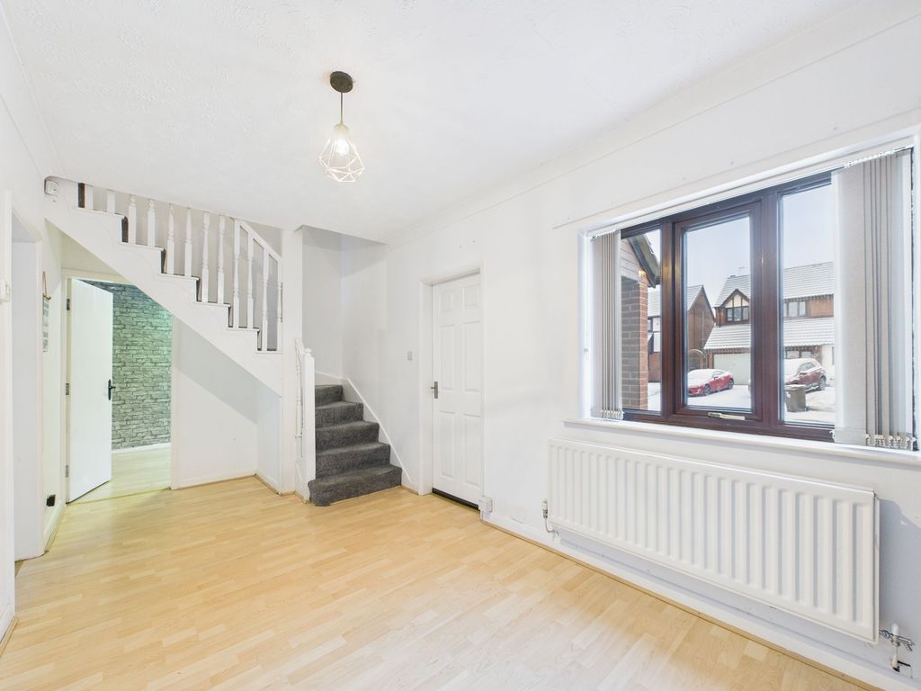 Property photo 3 of 26