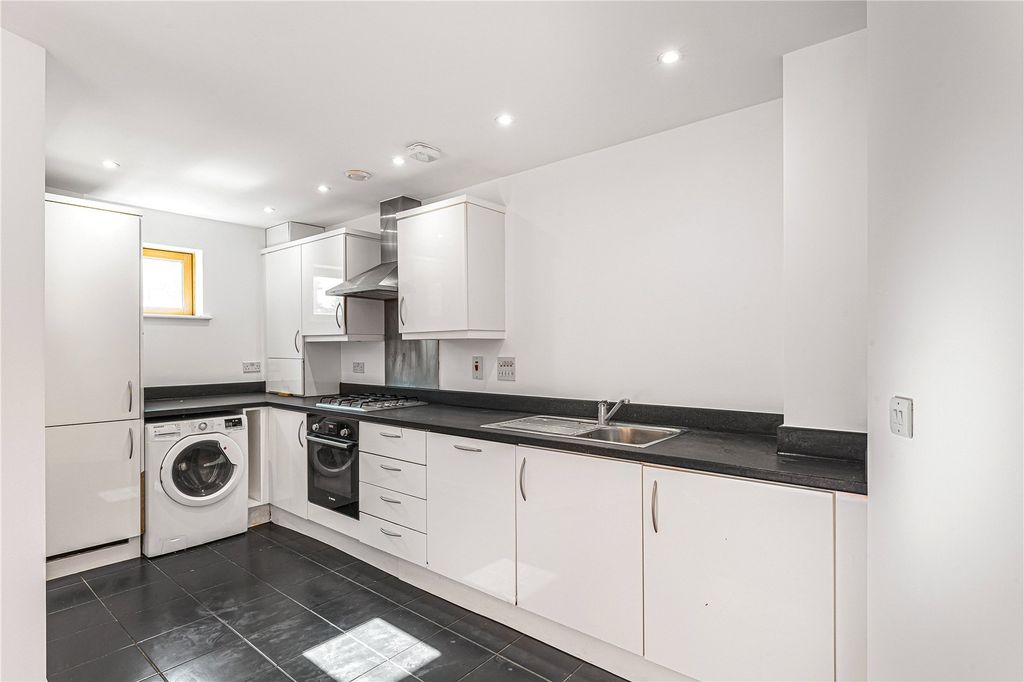 Property photo 2 of 16 Kitchen