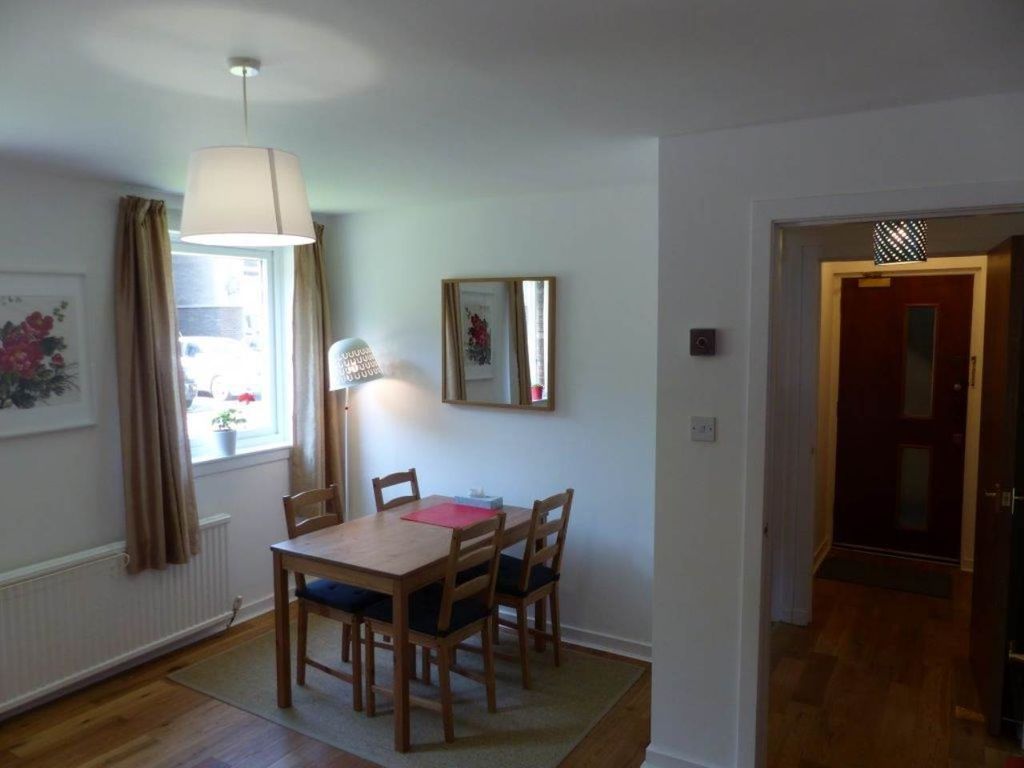 Property photo 3 of 10 Dining