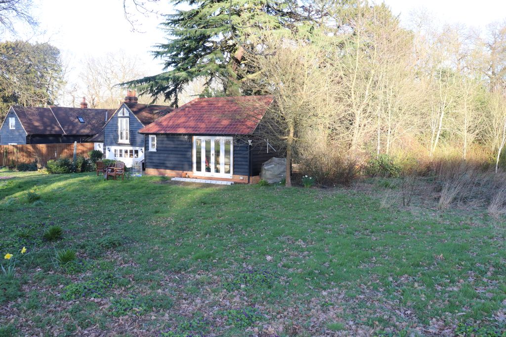 Property photo 2 of 6