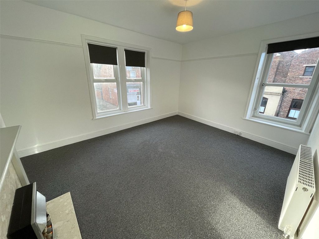 Property photo 2 of 19 Picture No. 02