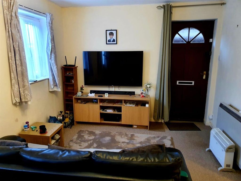 Property photo 2 of 7 8.Jpg