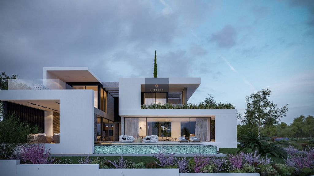 Property photo 1 of 5