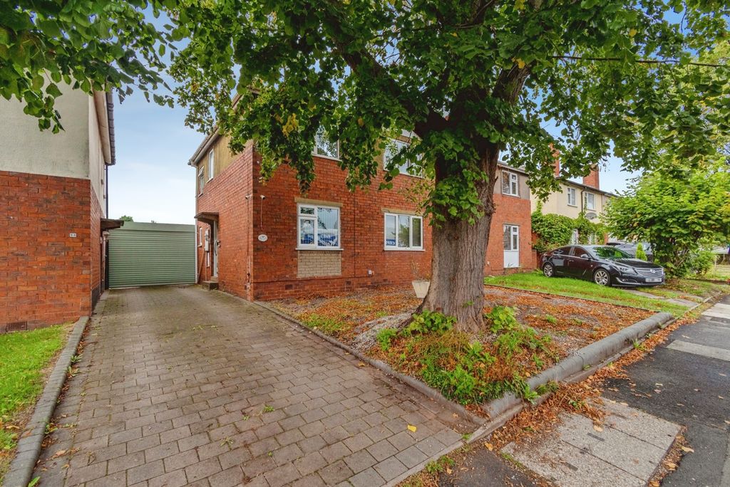 Property photo 1 of 16 Front