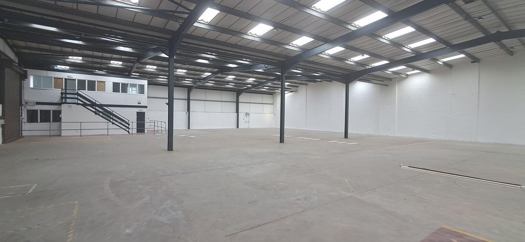 Property photo 2 of 6