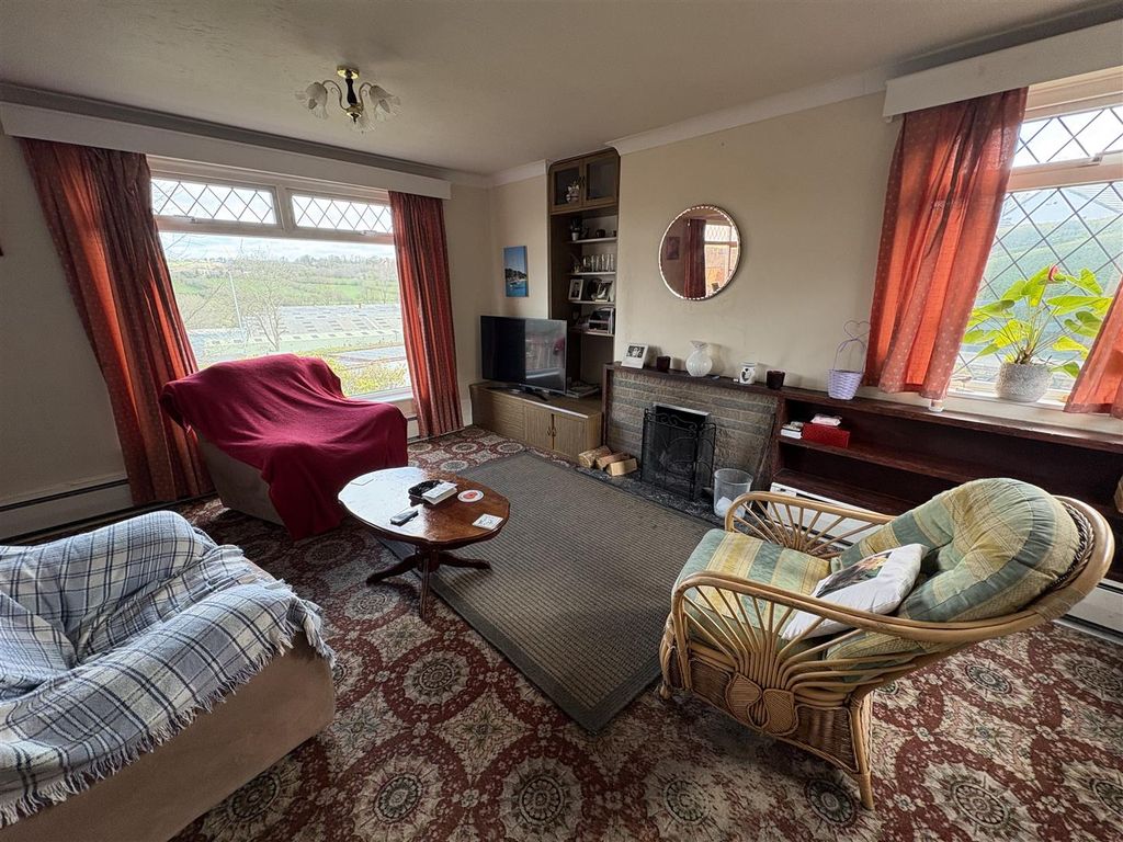 Property photo 3 of 14 Img_1495.Jpeg