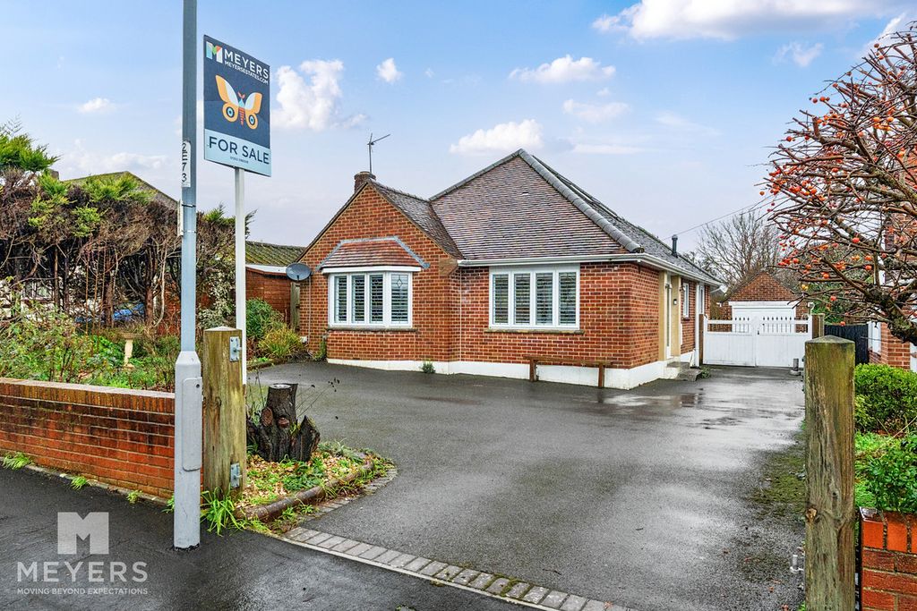 Property photo 1 of 16