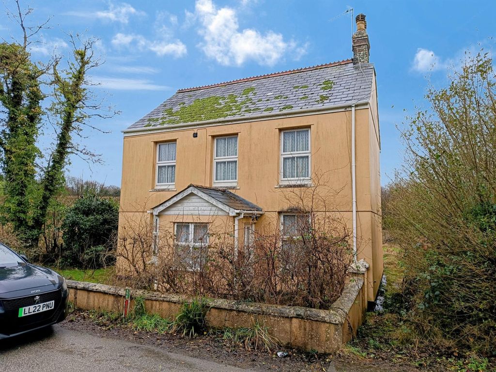 Property photo 1 of 17 External