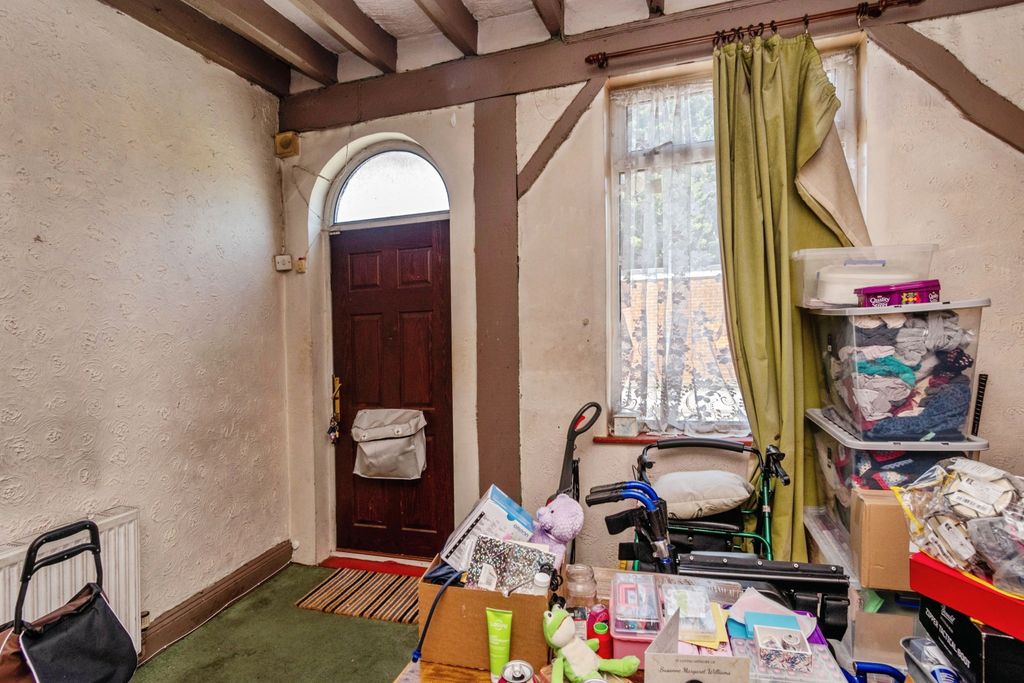 Property photo 2 of 15