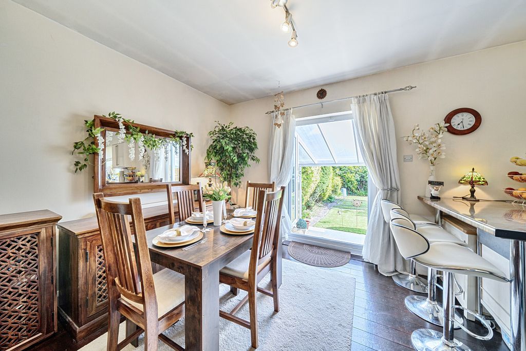 Property photo 3 of 19 1477082-13-6A3031...