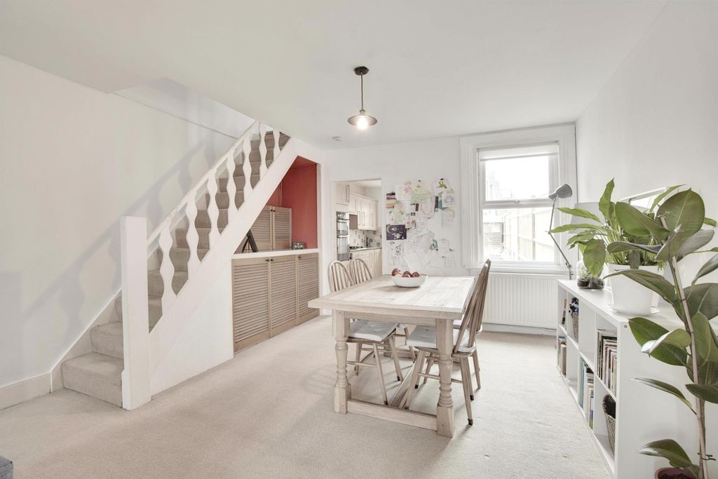 Property photo 3 of 12 Dining Room