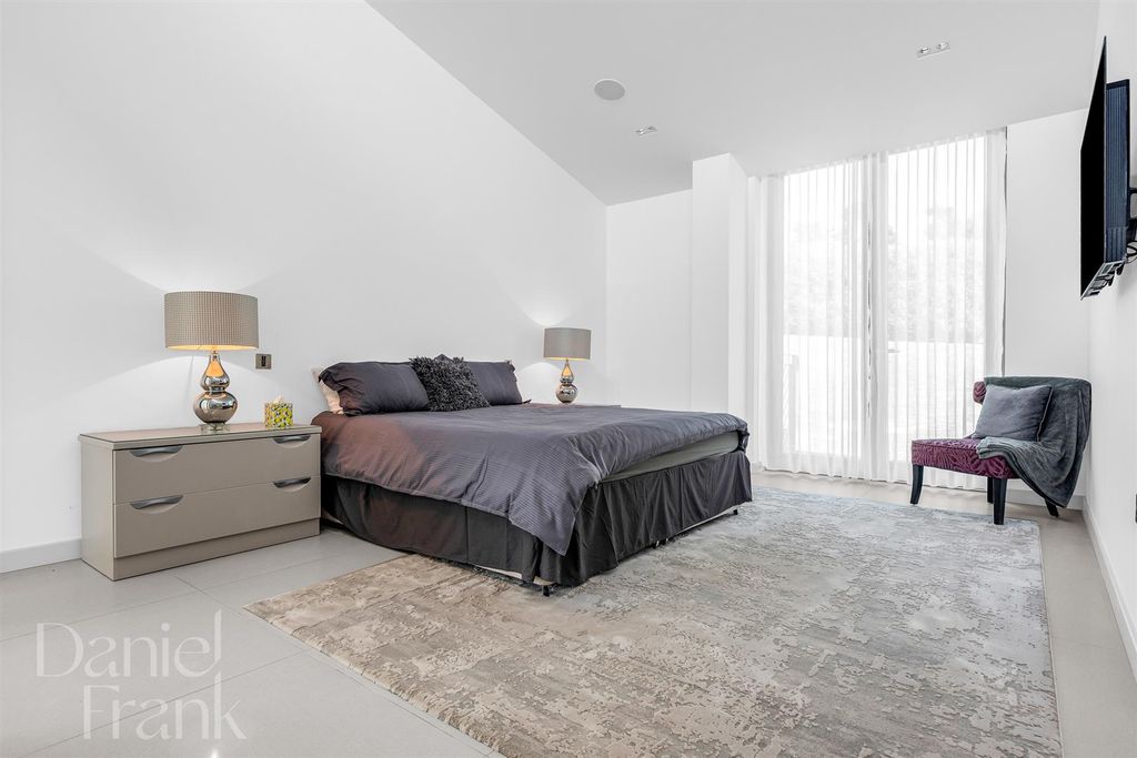 Additional image 42 of 5 bed detached house for saleLake View, Gaynes Park, Epping CM16