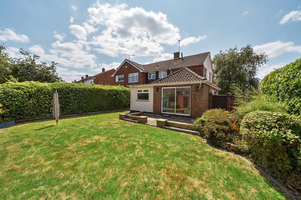 Property photo 2 of 13