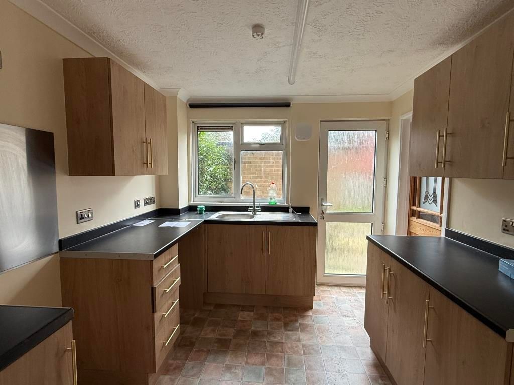 Property photo 3 of 10 Kitchen In House In Need Of Improvement