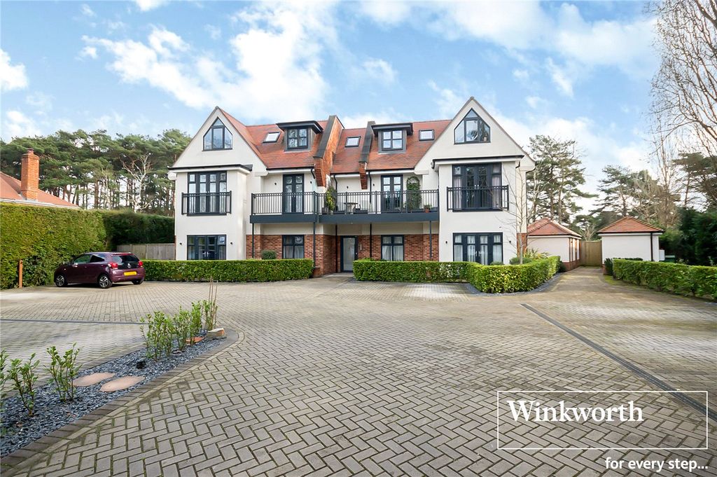 Property photo 1 of 14 Picture No. 24